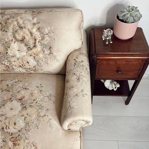 Vintage champagne floral couch